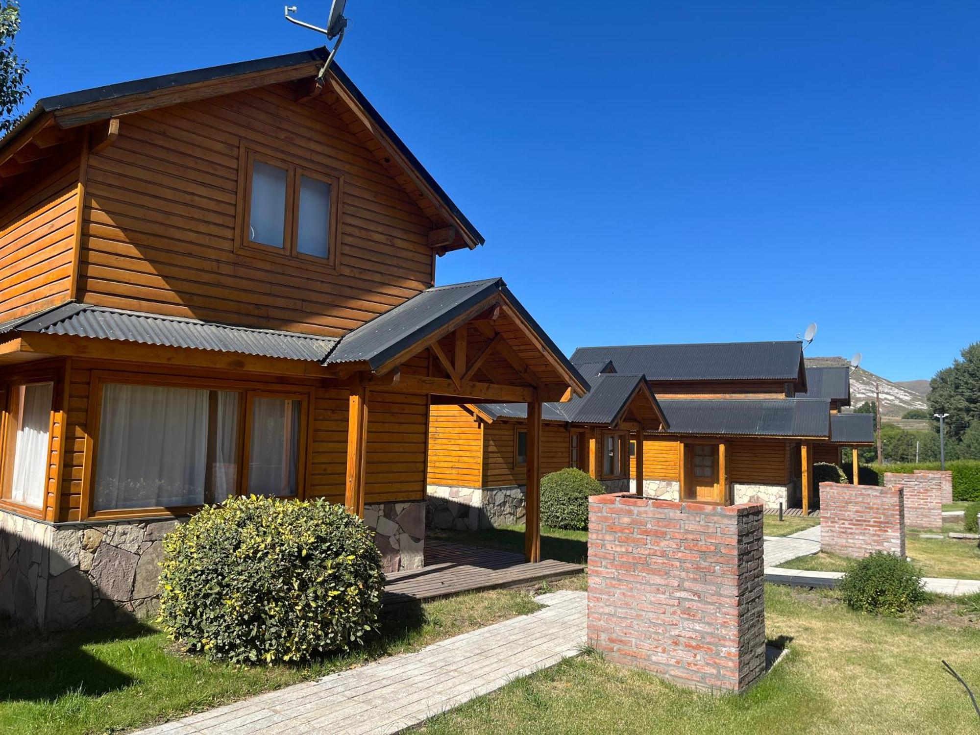 Complejo Hotelero Illihue - Cabanas & Hosteria Junín de los Andes 外观 照片