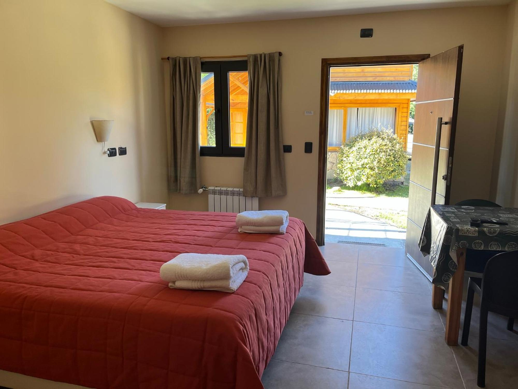 Complejo Hotelero Illihue - Cabanas & Hosteria Junín de los Andes 外观 照片